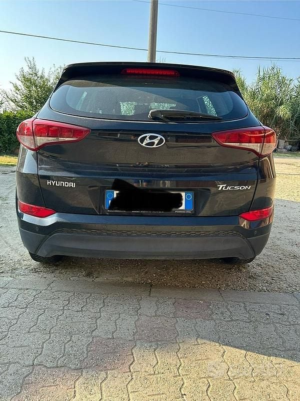 Usata Hyundai Tucson 116 CV (85 kW) 2016 Nero SUV
