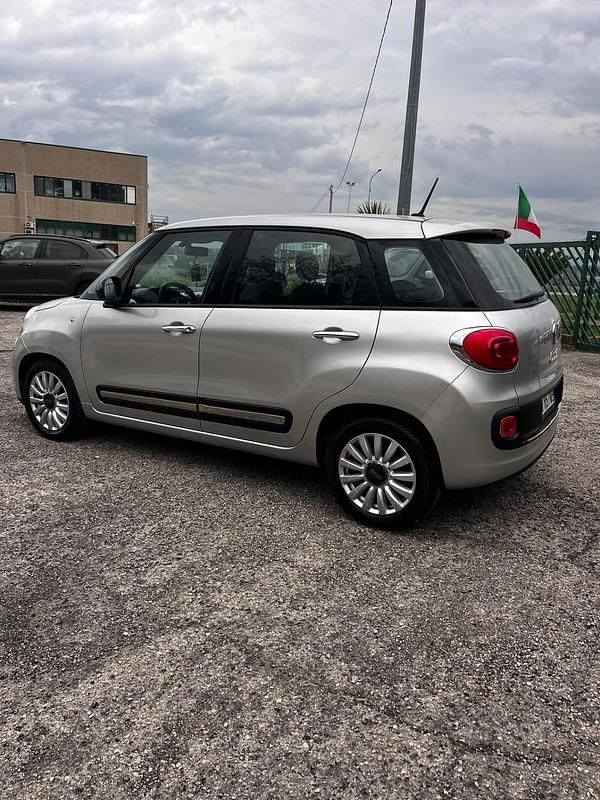 Usata Fiat 500L Lounge 85 CV (62 kW) 2014 Argento Monovolume