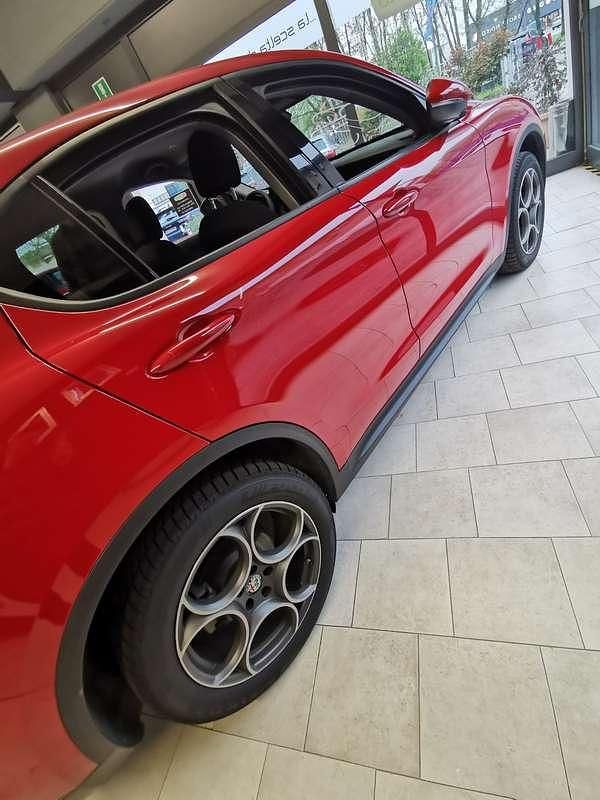 Usata Alfa Romeo Stelvio Tech Edition 190 CV (139 kW) 2019 Rosso SUV
