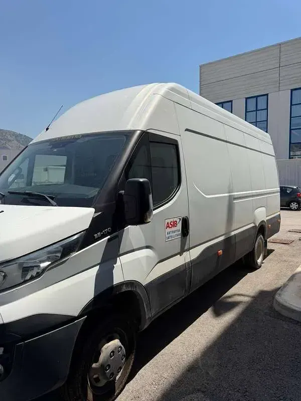 Usata Iveco Daily 170 CV (125 kW) 2016 Bianco Furgone