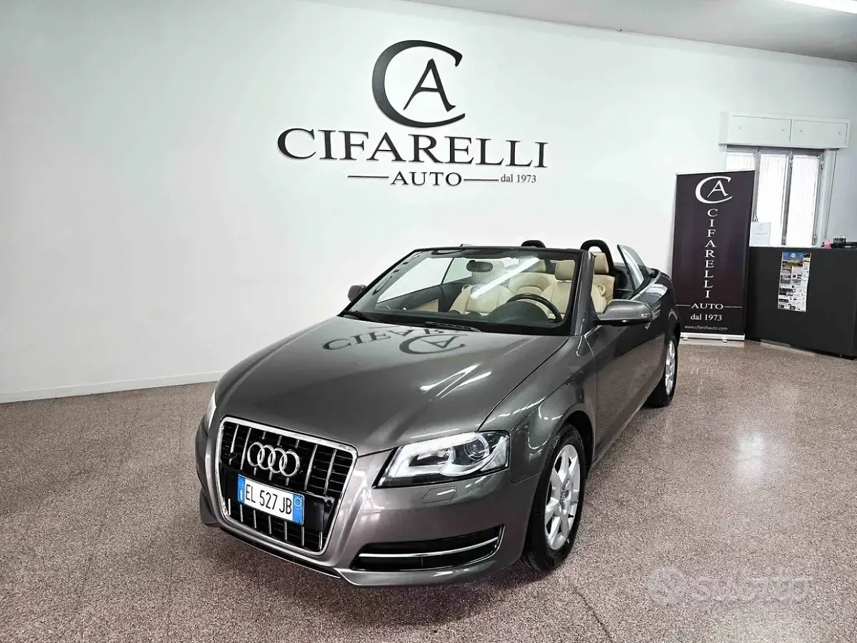 Usata Audi A3 Cabriolet Ambition 105 CV (77 kW) 2012 Grigio Cabrio