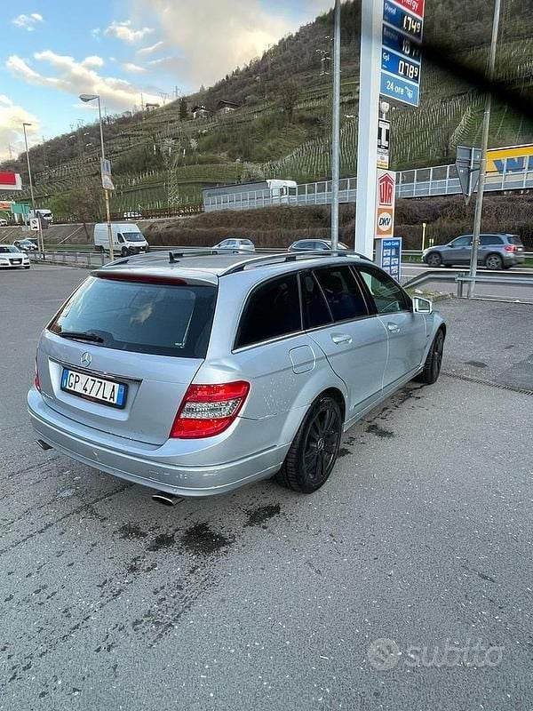 Usata Mercedes C350 2009 Grigio Berlina