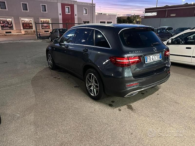 Usata Mercedes GLC220 Exclusive 169 CV (124 kW) 2016 Grigio Station wagon