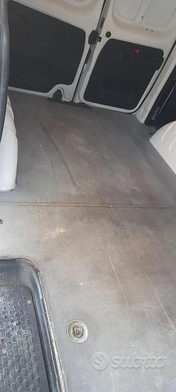 Usata Opel Vivaro 2019 Bianco Monovolume