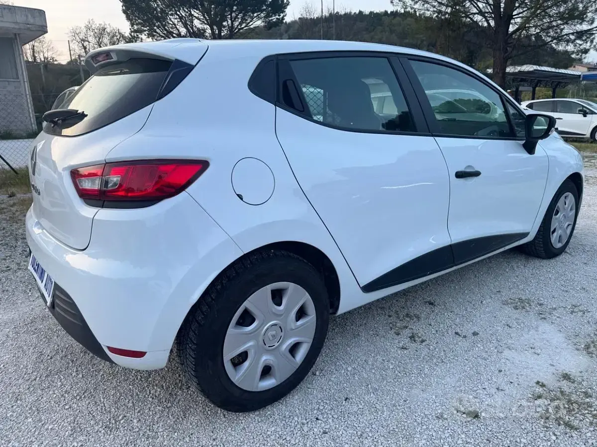 Usata Renault Clio IV 75 CV (55 kW) 2018 Bianco Furgone