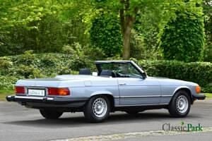 Usata Mercedes SL380 218 CV (160 kW) 1983 Blu Cabrio
