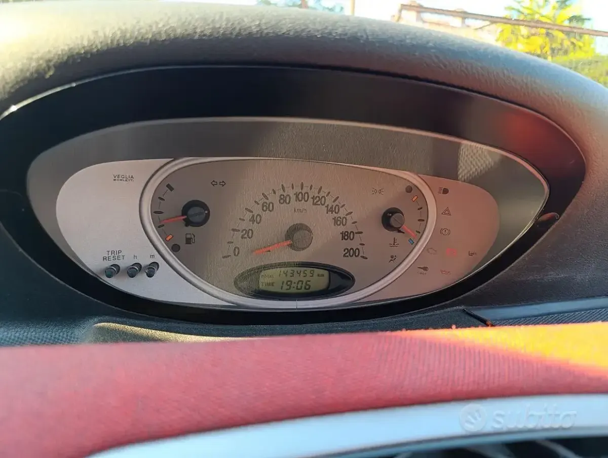 Usata Lancia Ypsilon 60 CV (44 kW) 2003 Nero Utilitaria