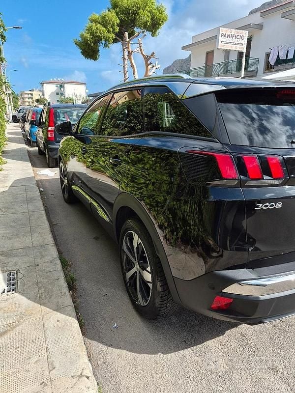 Usata Peugeot 3008 Allure 2017 Nero SUV