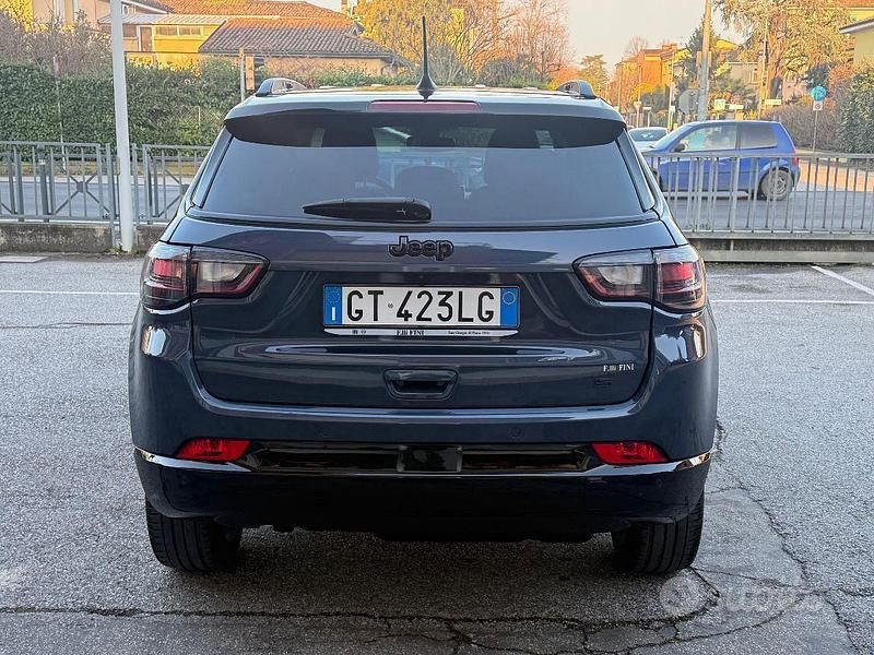 Gebraucht Jeep Compass 131 PS (96 kW) 2024 Blau SUV