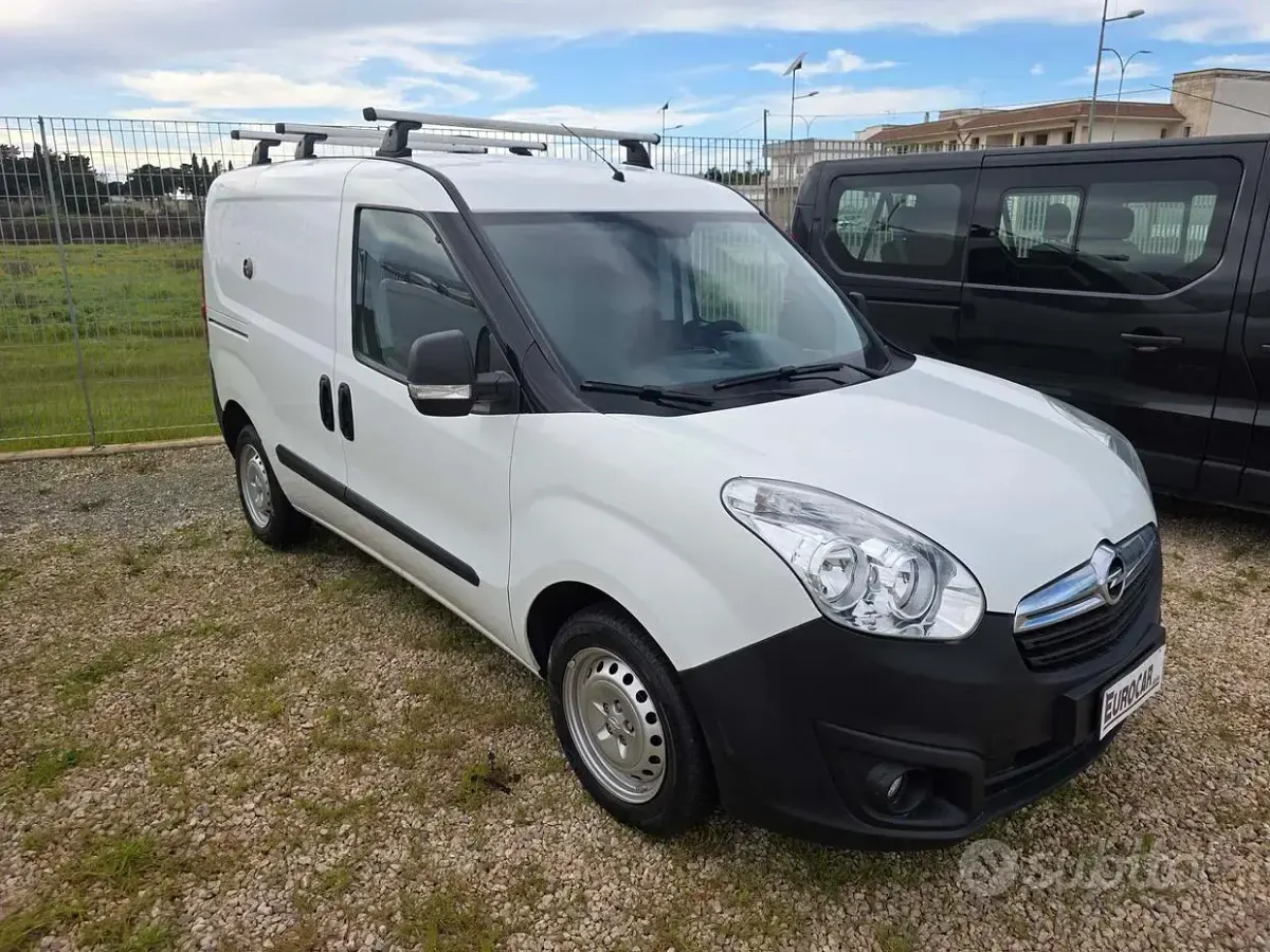 Usata Fiat Doblò 95 CV (69 kW) 2018 Bianco Monovolume