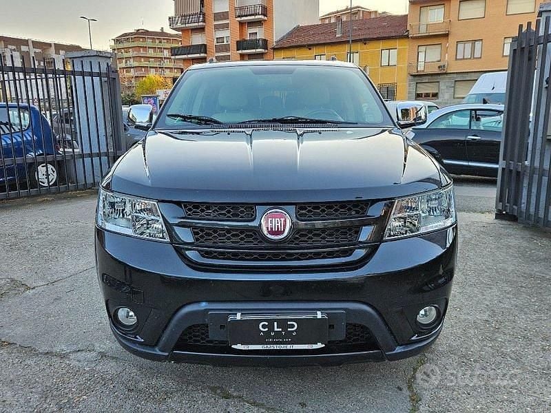 Usata Fiat Freemont Black Code 170 CV (125 kW) 2014 Nero SUV