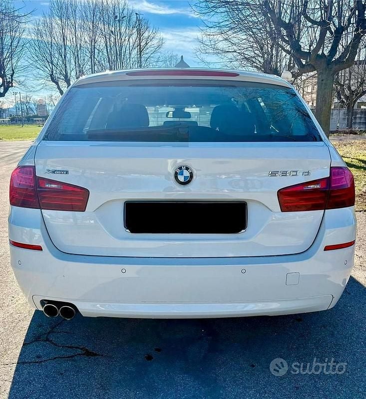 Usata BMW 530 258 CV (189 kW) 2015 Bianco Station wagon