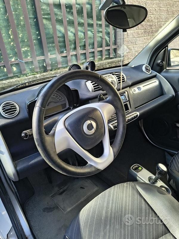 Usata Smart ForTwo Coupé Passion 84 CV (61 kW) 2011 Bianco Coupé