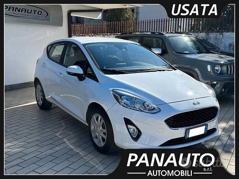 Usata Ford Fiesta 85 CV (62 kW) 2019 Bianco Utilitaria
