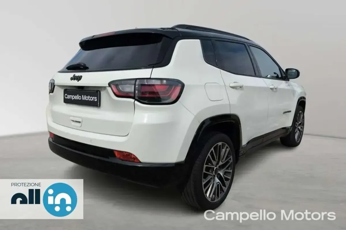 Usata Jeep Compass Summit 131 CV (96 kW) 2025 Bianco SUV