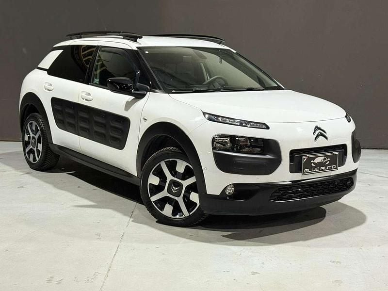 Bianco Usata 2017 Citroën C4 Feel SUV | 7000 € (Ottimo prezzo) - Immagine 1/4