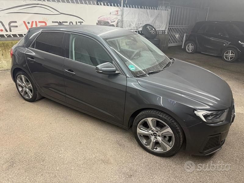 Usata Audi A1 150 CV (110 kW) 2021 Grigio SUV