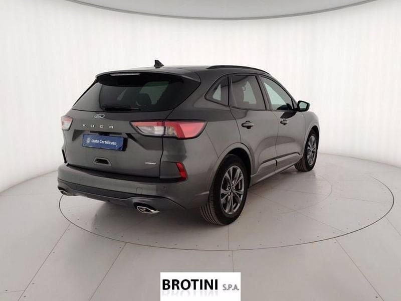 Usata Ford Kuga ST-Line X 190 CV (139 kW) 2023 Grigio metallizzato SUV