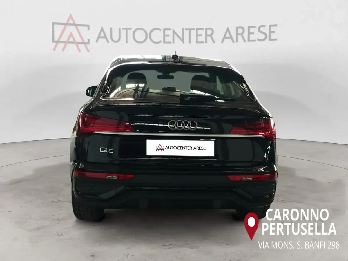 Usata Audi Q5 Sportback Advanced 163 CV (119 kW) 2022 Nero SUV