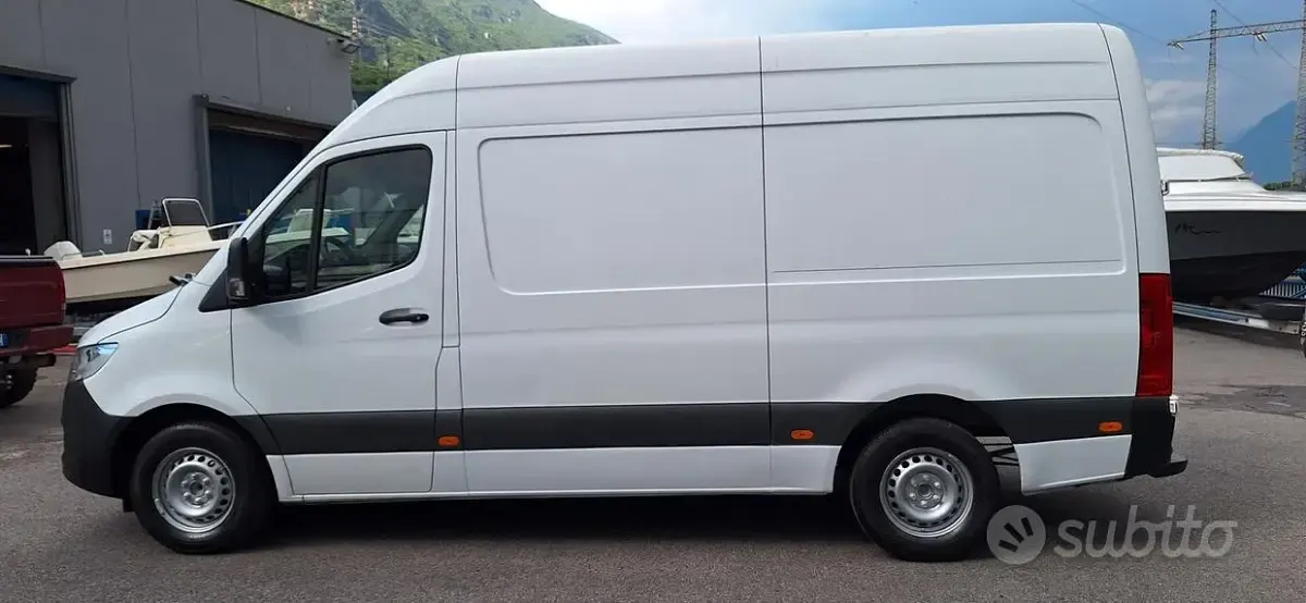 Usata Mercedes Sprinter 114 CV (83 kW) 2022 Bianco Furgone
