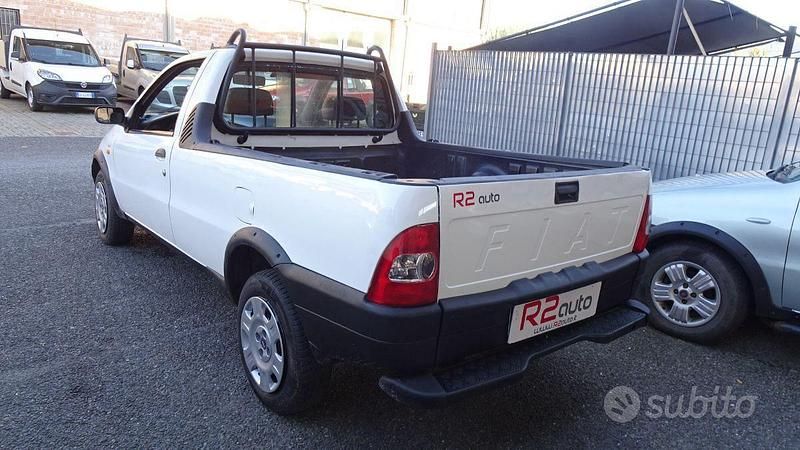 Usata Fiat Fiorino 69 CV (50 kW) 2002 Bianco Monovolume