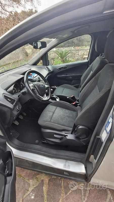 Usata Ford B-MAX 75 CV (55 kW) 2015 Grigio Monovolume