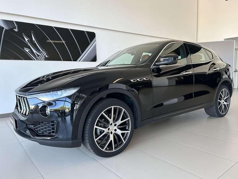 Other Usata 2018 Maserati Levante SUV | 35.900 € (Ottimo prezzo) - Immagine 1/4