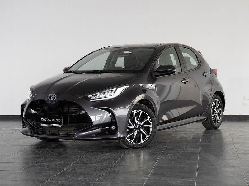 Usata Toyota Yaris Hybrid Trend 115 CV (84 kW) 2020 Grigio Berlina