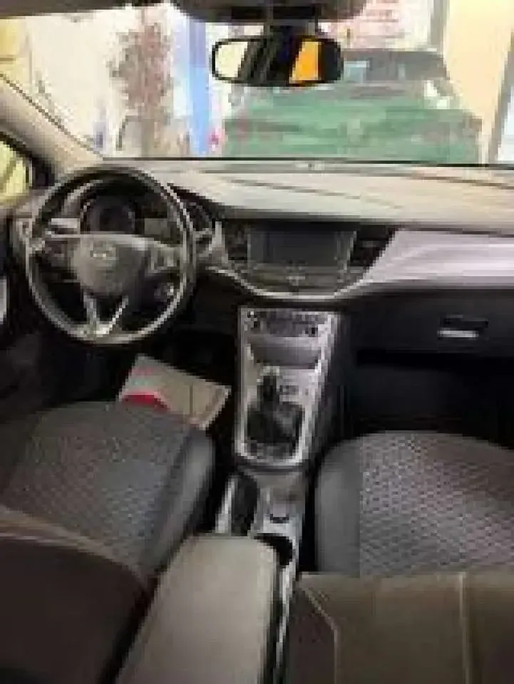 Usata Opel Astra 105 CV (77 kW) 2017 Bianco Berlina