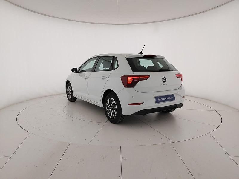 Usata VW Polo Life 80 CV (58 kW) 2023 Pure white Utilitaria