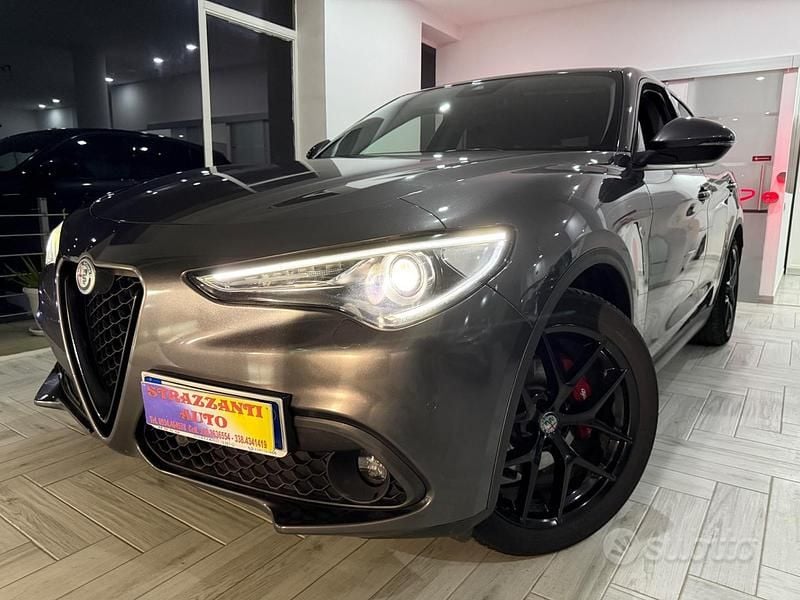 Usata Alfa Romeo Stelvio Sprint 190 CV (139 kW) 2021 Grigio SUV