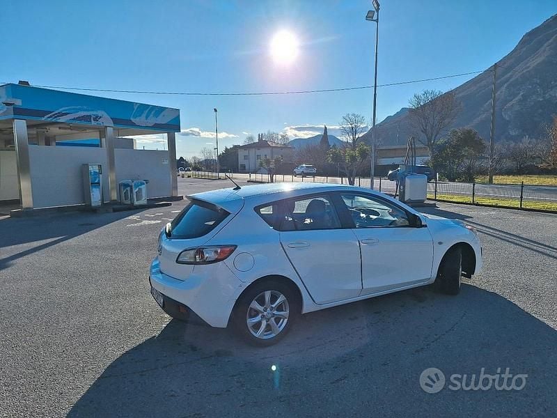 Usata Mazda 3 116 CV (85 kW) 2012 Bianco Berlina