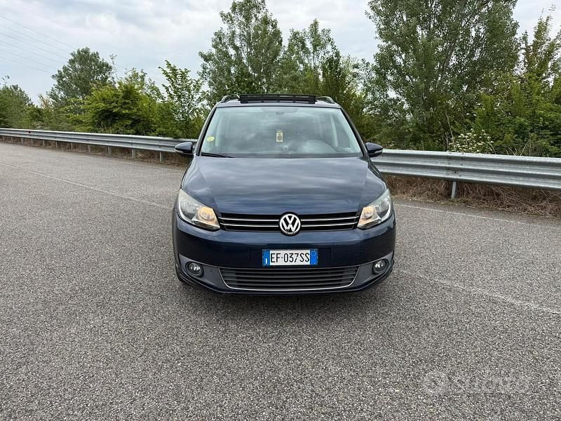 Usata VW Touran 105 CV (77 kW) 2011 Monovolume