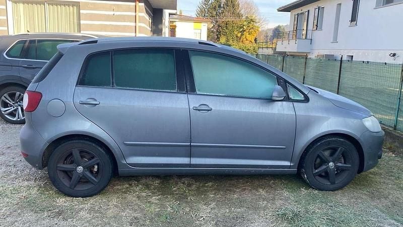 Usata VW Golf Plus Cross Highline 84 CV (61 kW) 2009 Grigio Monovolume