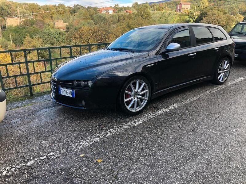 Usata 2008 Alfa Romeo 159 Turismo Station wagon | 4000 € - Immagine 1/3