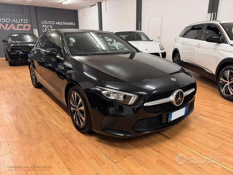 Usata Mercedes A180 116 CV (85 kW) 2021 Nero Berlina