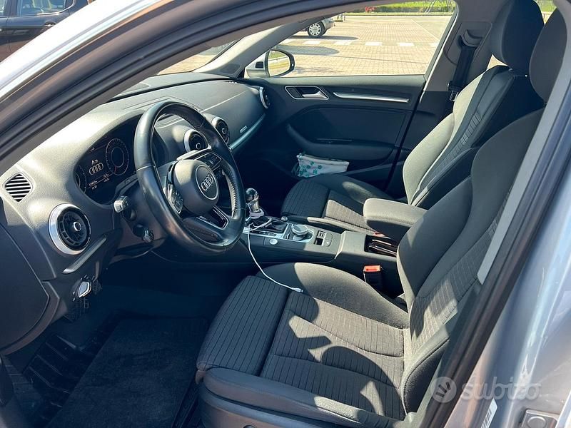 Usata Audi A3 2018 Grigio Berlina
