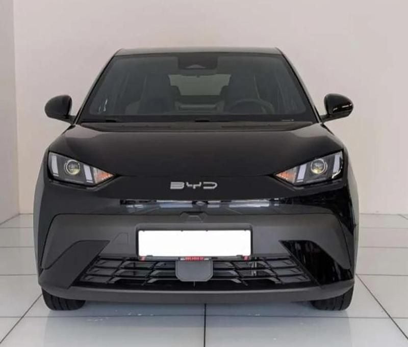 Nuova BYD Dolphin Surf Boost 65 kW (89 CV) 2026 Polar night black Utilitaria