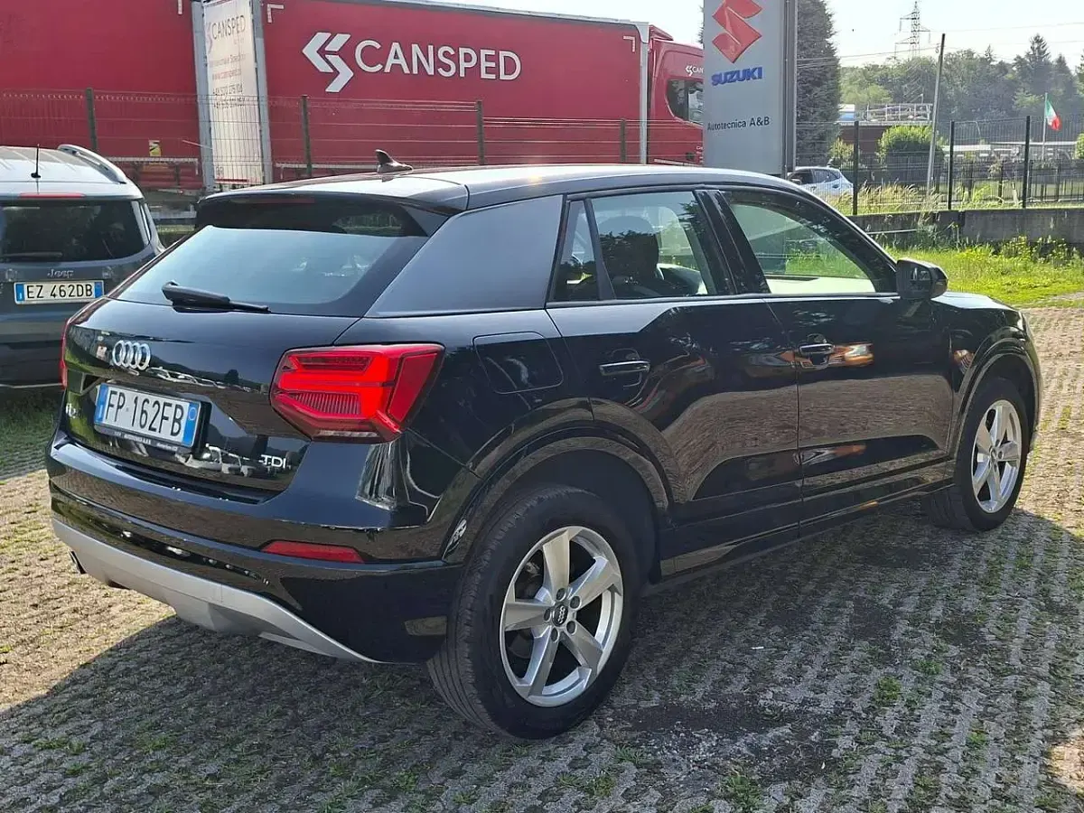 Usata Audi Q2 Sport 116 CV (85 kW) 2018 Nero SUV