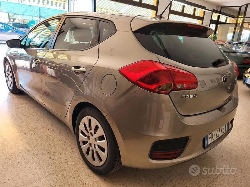 Usata Kia Ceed 110 CV (80 kW) 2017 Utilitaria