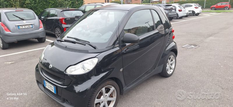 Usata 2009 Smart ForTwo Coupé Coupé | 4400 € (Buon prezzo) - Immagine 1/4