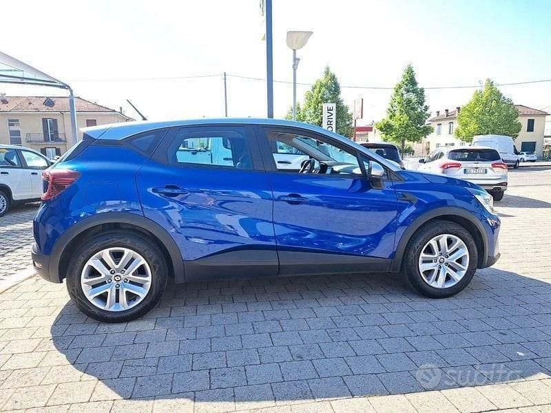 Usata Renault Captur Zen 100 CV (73 kW) 2021 Blu SUV