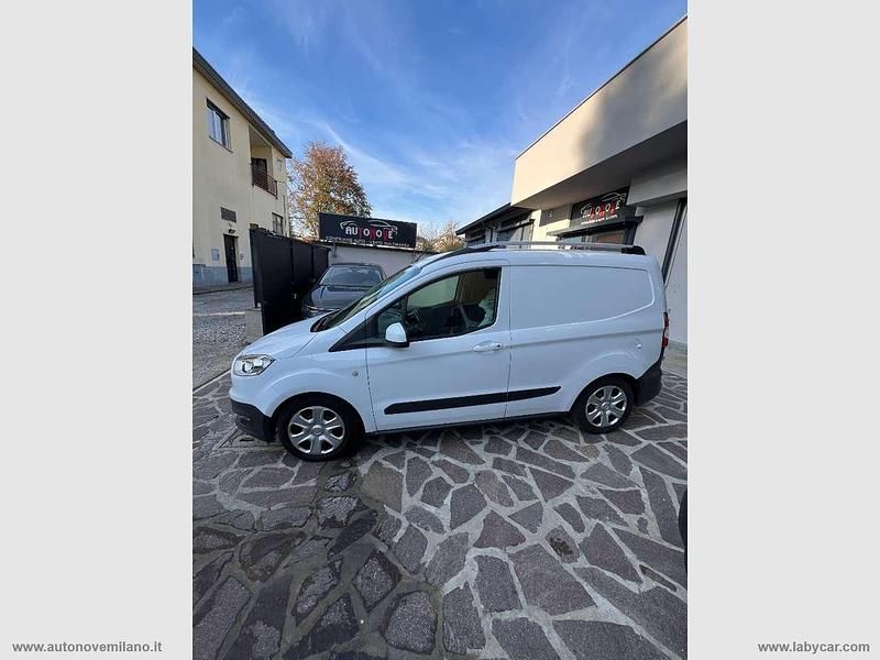 Usata Ford Transit 97 CV (71 kW) 2015 Bianco Furgone