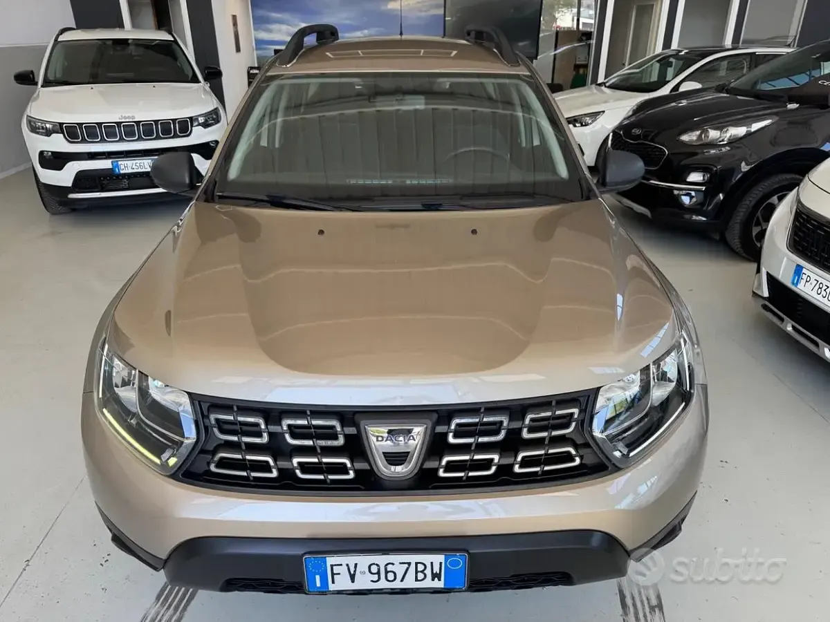 Usata Dacia Duster 114 CV (83 kW) 2019 Grigio SUV