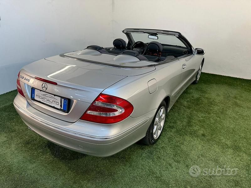 Usata Mercedes CLK240 Elegance 169 CV (124 kW) 2005 Grigio Cabrio