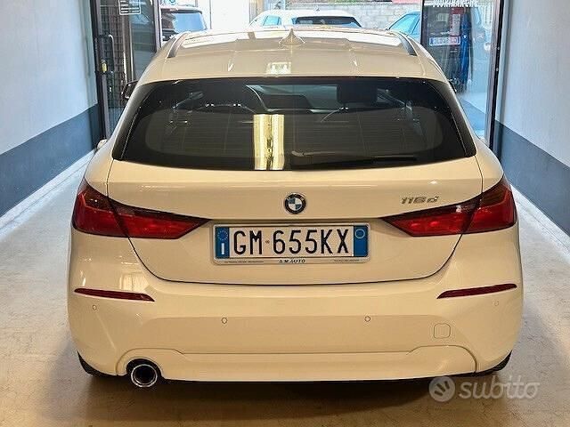 Usata BMW 116 Advantage 116 CV (85 kW) 2022 Bianco Utilitaria