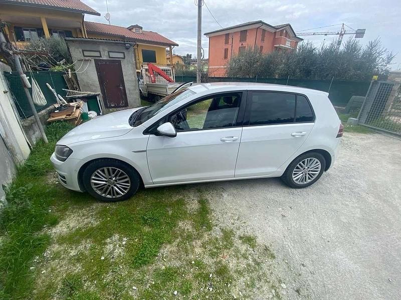 Usata VW Golf VII Cup 150 CV (110 kW) 2014 Bianco Berlina
