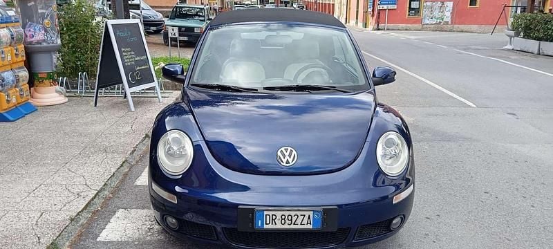 Usata VW New Beetle Cabriolet 102 CV (75 kW) 2008 Cabrio