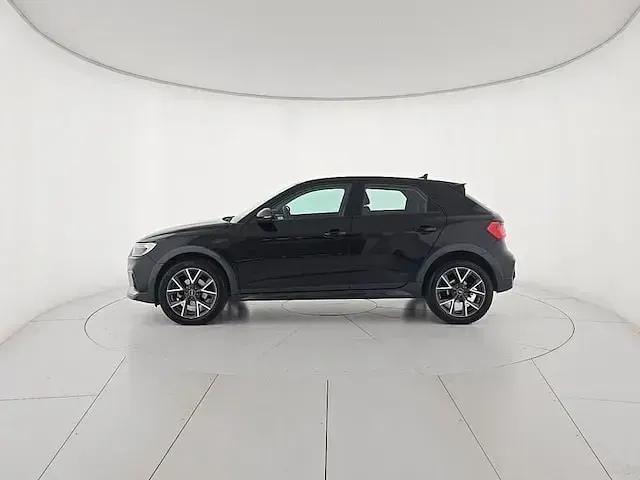 Usata Audi A1 Admired 110 CV (80 kW) 2021 Nero SUV