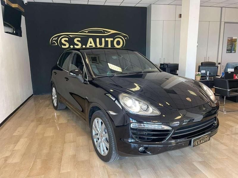 Nero Usata 2013 Porsche Cayenne SUV | 16.500 € (Ottimo prezzo) - Immagine 1/4